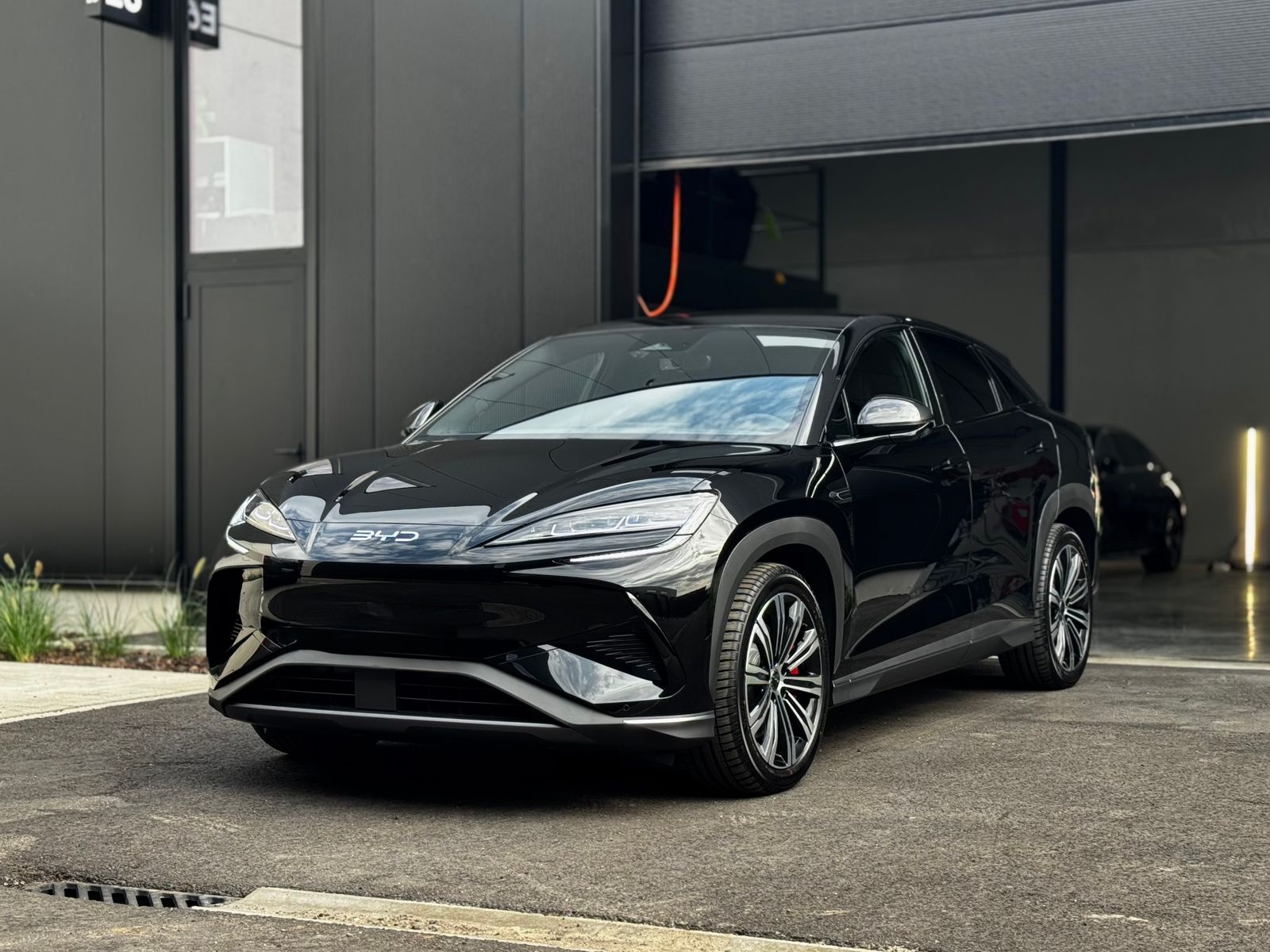 BYD Seal na een keramische coating behandeling bij Eye For Detailing